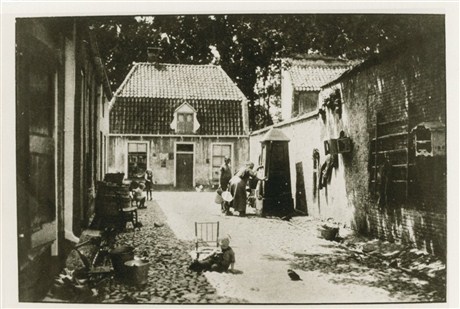 Meisjesinstituut Bloemsteeg bron Streekarchivariaat NW Veluwe