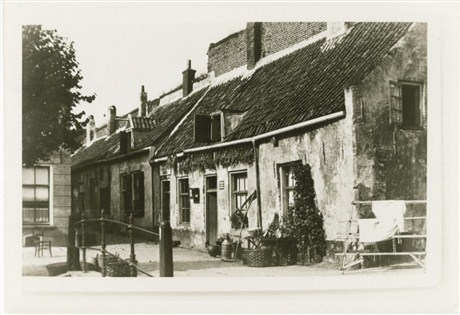 Muurhuisje Oosterwalstraat bron Streekarchivariaat NW Veluwe