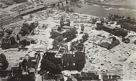30a Luchtfoto Markt 1946
