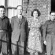 De ouders van Ab de Haas met Canadese bevrijders in Ede (1945) © Ab de Haas CC BY NC